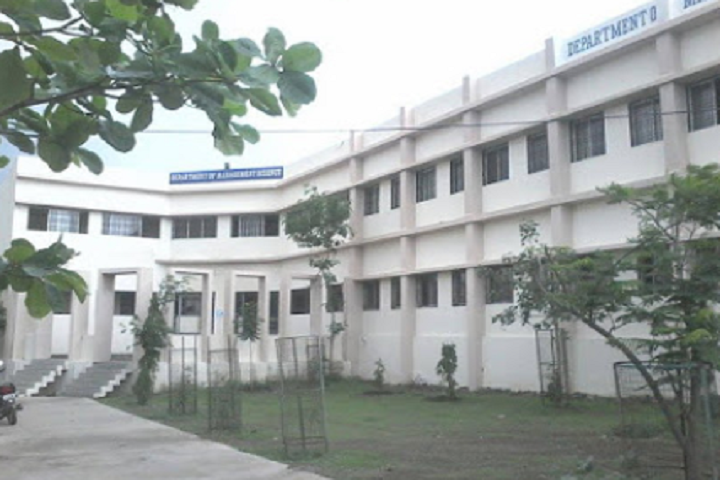 https://cache.careers360.mobi/media/colleges/social-media/media-gallery/9523/2020/10/15/Campus View of University Department of Management Science Aurangabad_Campus-View.png